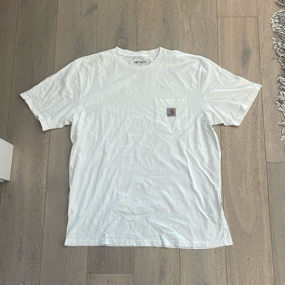 Mens Carhartt Large White Pocket Tee 
Condition: Like New
